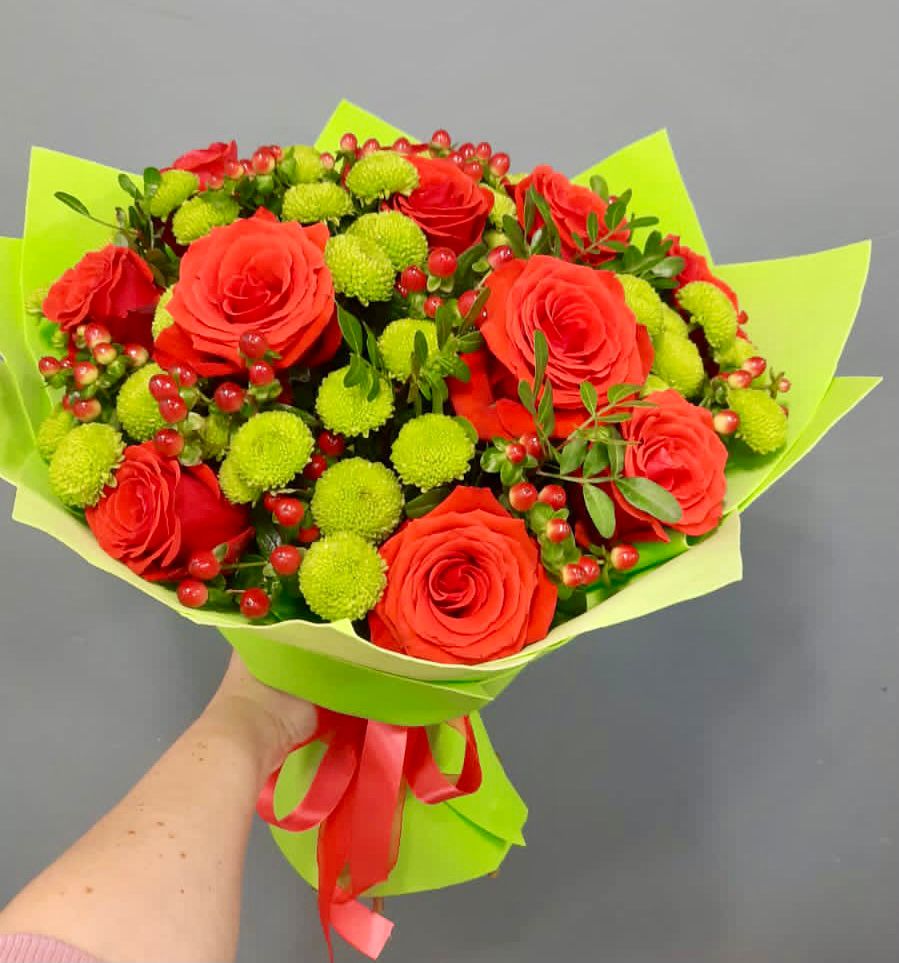 Букет цветов из: Хризантемы и Розы в Кудиново