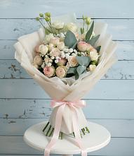 Букет цветов из:  Розы и Лизиантусы #REPLACE_PRED# Кудиново