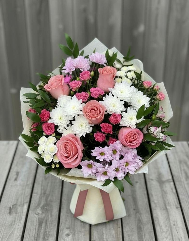 Букет цветов из: Альстромерии, Гвоздики, Розы и Хризантемы в Кудиново