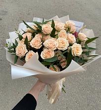 Букет Кремовые розы Латте в Кудиново