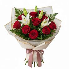 Букет цветов из:  Лилии и Розы в Кудиново