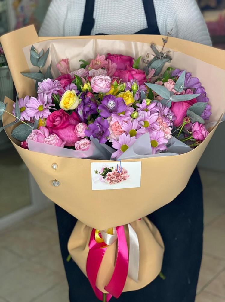 Букет цветов из: Хризантемы, Гвоздики и Альстромерии в Кудиново