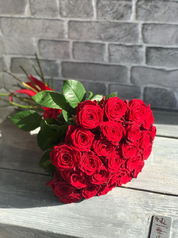 Букет Красные розы Фридом в Кудиново