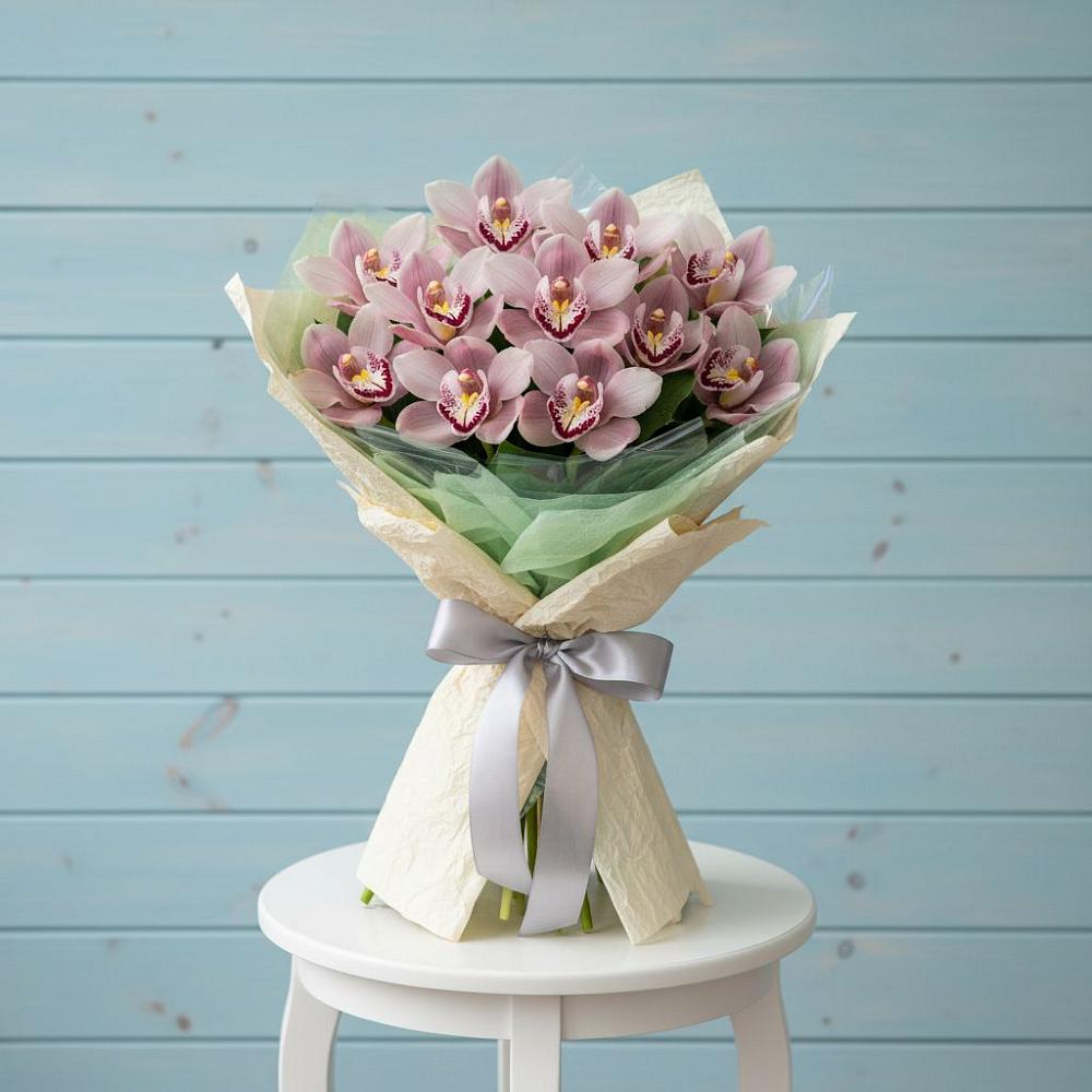 Букет цветов из: Орхидеи и Розы в Кудиново