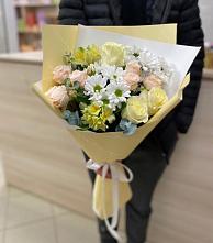Букет цветов из:  Альстромерии, Розы и Хризантемы в Кудиново