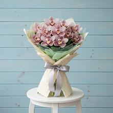 Букет цветов из:  Орхидеи и Розы в Кудиново