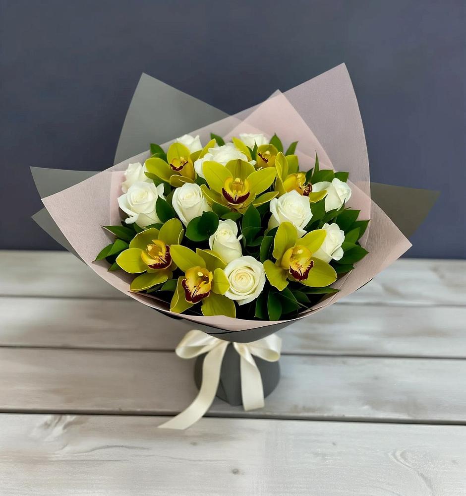 Букет цветов из: Орхидеи и Розы в Кудиново