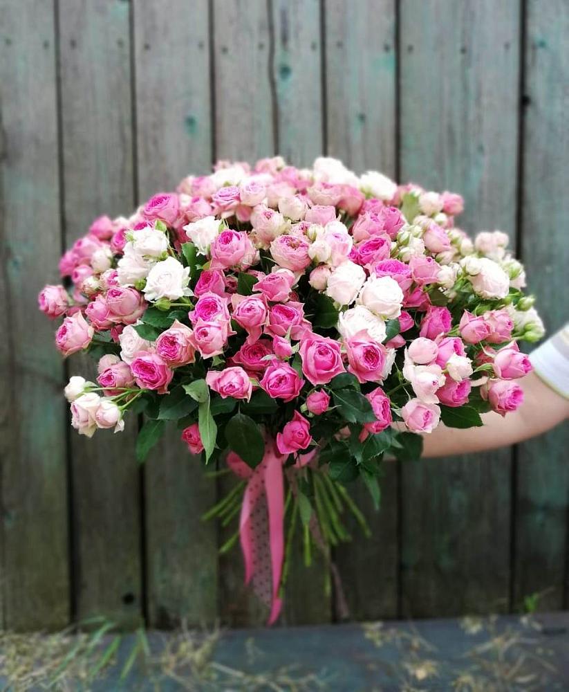 Букет Розовые кустовые розы Натали и Лав Лидия в Кудиново