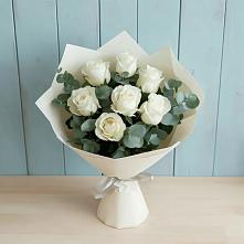 Букет Белые розы в Эвкалипте в Кудиново