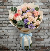 Букет цветов из:  Розы, Лизиантусы и Гвоздики #REPLACE_PRED# Кудиново