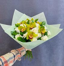 Букет цветов из:  Орхидеи и Розы в Кудиново